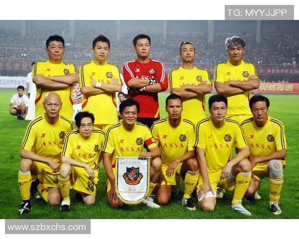 学足球明星动作教程助你提升技巧成为球场上的闪耀明星